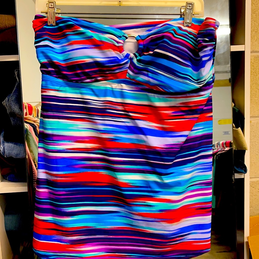 VM STRAPLESS BATHING SUIT TOP SWIMSUIT SIZE LARGE